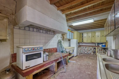 Quinta T9 para Venda em Carvoeiro