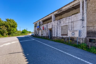Quinta T9 para Venda em Carvoeiro