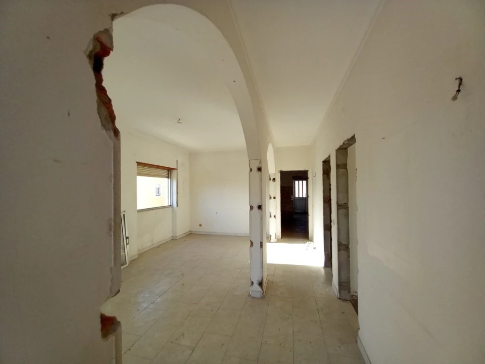 Moradia T2 para Venda em São Francisco Foto 3