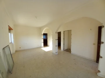 Moradia T2 para Venda em São Francisco