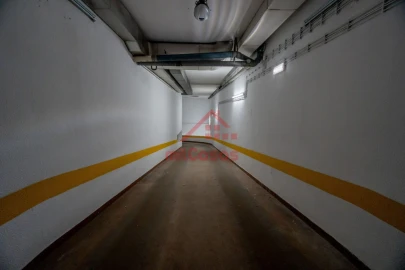 Apartamento T2 para Arrendamento em Santa Maria, São Pedro e Matacães