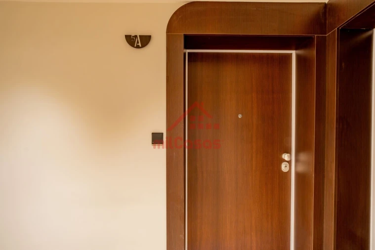 Apartamento T2 para Arrendamento em Santa Maria, São Pedro e Matacães Foto 5