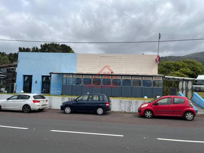 Loja para Venda em Lajes do Pico Foto 2