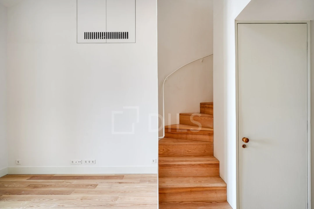 Apartamento T1 para Venda em Santa Maria Maior Foto 17