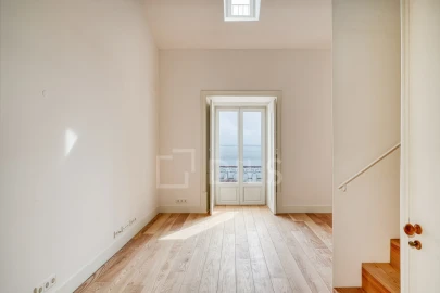 Apartamento T1 para Venda em Santa Maria Maior