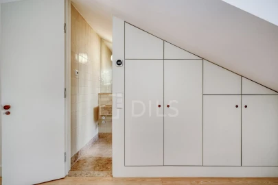Apartamento T1 para Venda em Santa Maria Maior