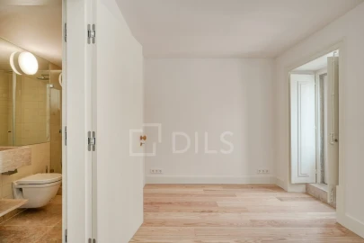 Apartamento T1 para Venda em Santa Maria Maior