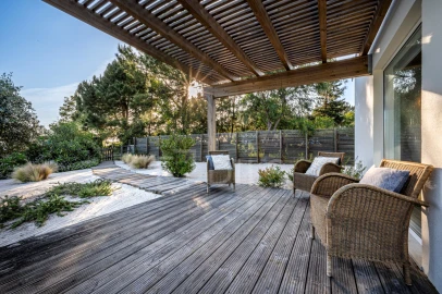 Moradia T5 para Venda em Santa Maria do Castelo e Santiago e Santa Susana