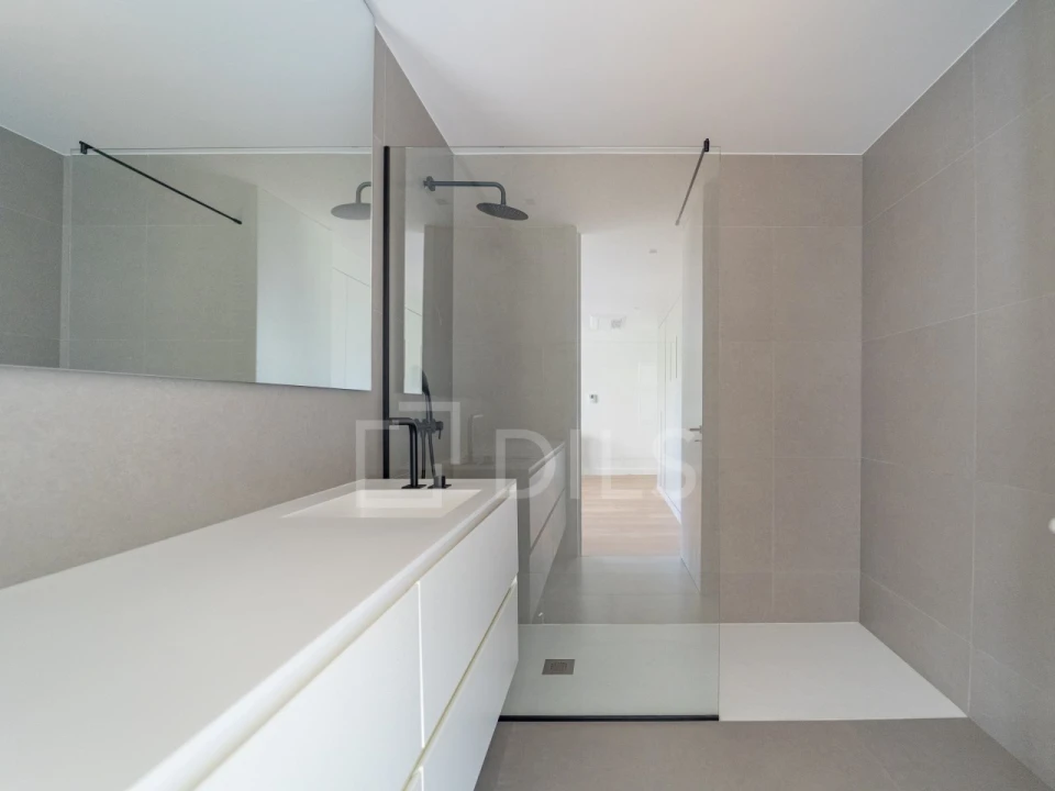 Apartamento para Venda em São Mamede de Infesta e Senhora da Hora Foto 11