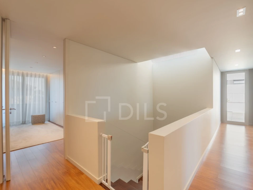 Moradia T4 para Venda em Gulpilhares e Valadares Foto 28