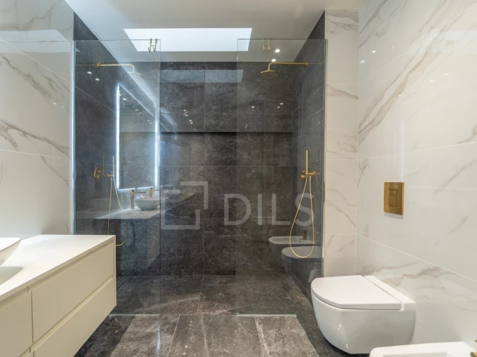 Moradia T4 para Venda em Gulpilhares e Valadares Foto 29