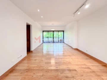 Apartamento T3 para Venda em Parque das Nações