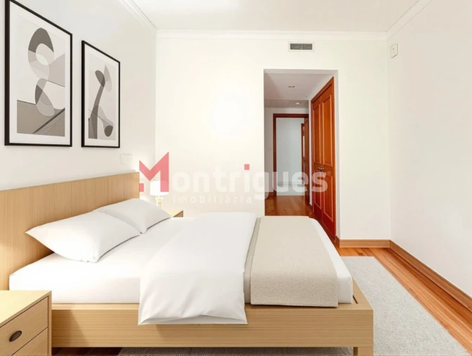 Apartamento T3 para Venda em Parque das Nações Foto 3