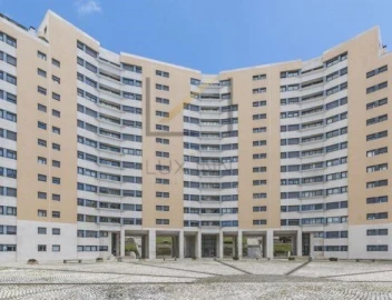 Apartamento T1 para Arrendamento em Campolide