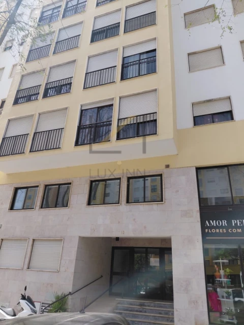 Apartamento T3 para Venda em Setubal (São Sebastião)