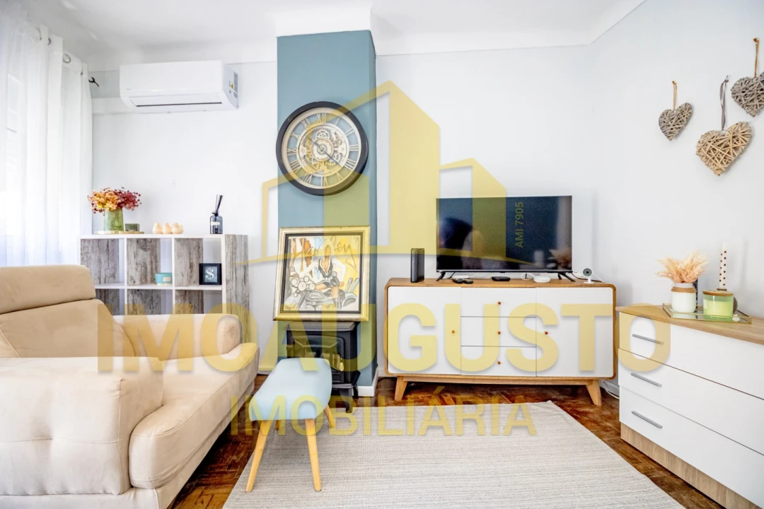 Moradia T2 para Venda em Mata de Lobos Foto 12