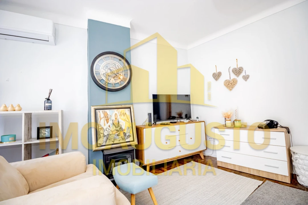 Moradia T2 para Venda em Mata de Lobos Foto 14