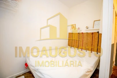 Moradia T2 para Venda em Mata de Lobos