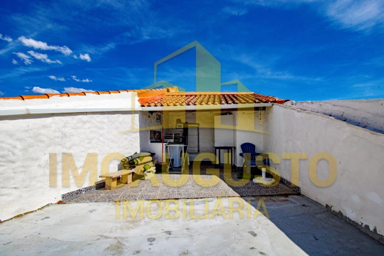 Moradia T2 para Venda em Mata de Lobos Foto 19