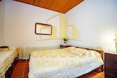 Moradia T2 para Venda em Freixeda Torrão, Quintã Pêro Martins, Penha Águia