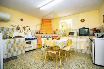 Moradia T2 para Venda em Freixeda Torrão, Quintã Pêro Martins, Penha Águia