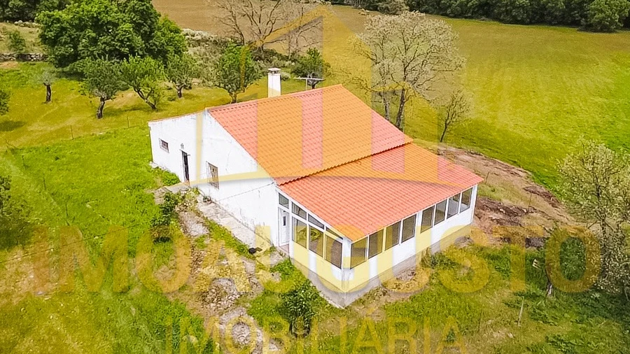 Moradia T2 para Venda em Freixeda Torrão, Quintã Pêro Martins, Penha Águia