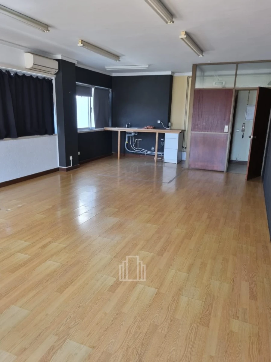 Escritório para Venda em Espinho