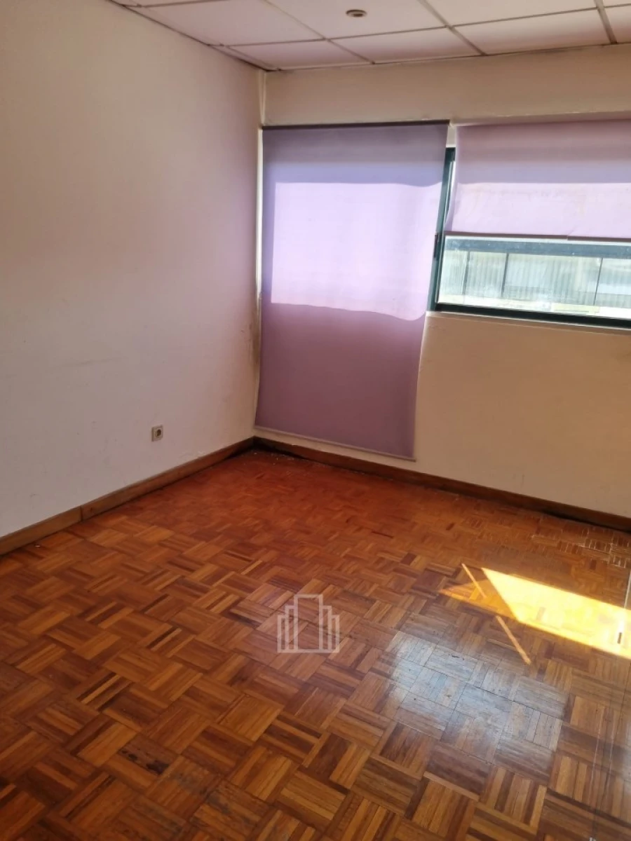 Escritório para Arrendamento em Espinho Foto 5