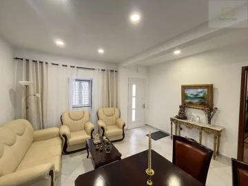 Moradia T3 para Venda em Ponta Delgada (São José)