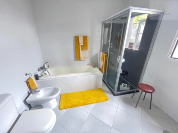 Moradia T3 para Venda em Ponta Delgada (São José)