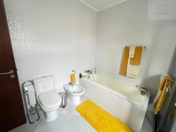 Moradia T3 para Venda em Ponta Delgada (São José)