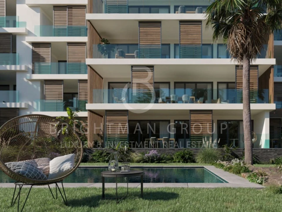 Apartamento T4 para Venda em Carcavelos e Parede Foto 1