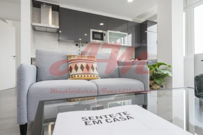 Apartamento T3 para Venda em Benfica