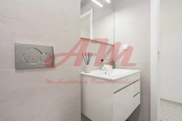 Apartamento T3 para Venda em Benfica Foto 13