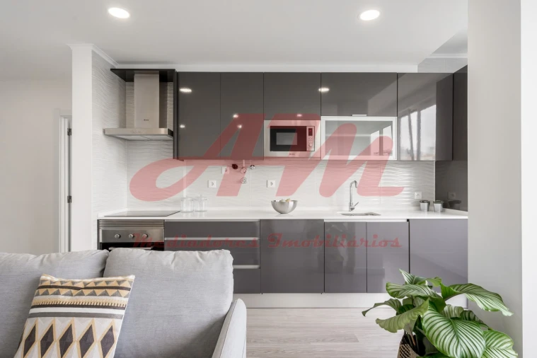 Apartamento T3 para Venda em Benfica Foto 32