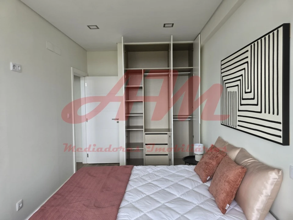 Apartamento T3 para Venda em Benfica Foto 24