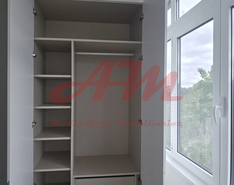 Apartamento T3 para Venda em Benfica Foto 31