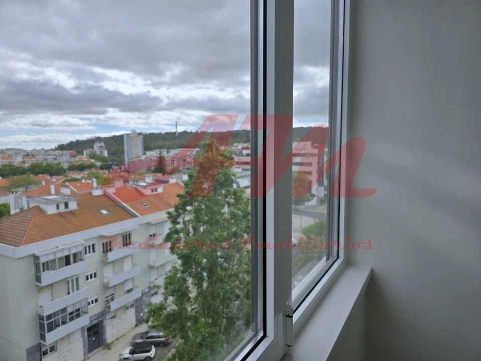 Apartamento T3 para Venda em Benfica Foto 37