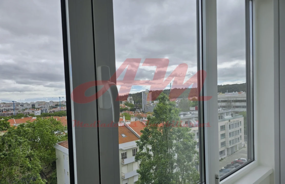 Apartamento T3 para Venda em Benfica Foto 42