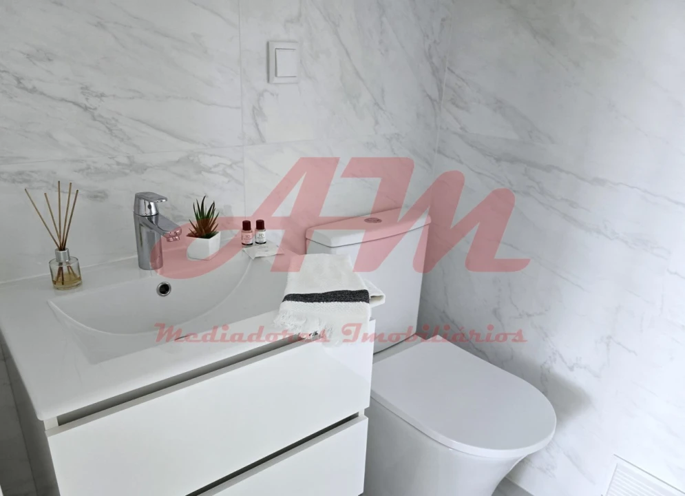 Apartamento T3 para Venda em Benfica Foto 44