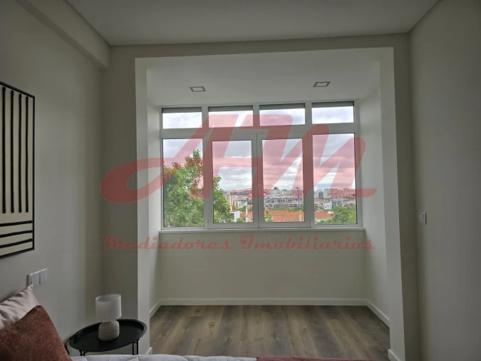 Apartamento T3 para Venda em Benfica Foto 22