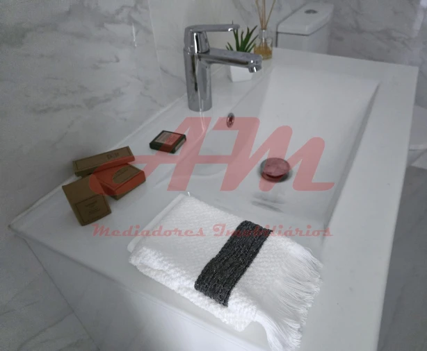 Apartamento T3 para Venda em Benfica Foto 17