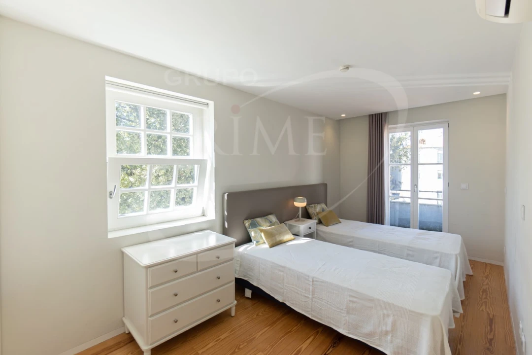 Apartamento T2 para Arrendamento em Cedofeita, Santo Ildefonso, Sé, Miragaia, São Nicolau e Vitória Foto 2