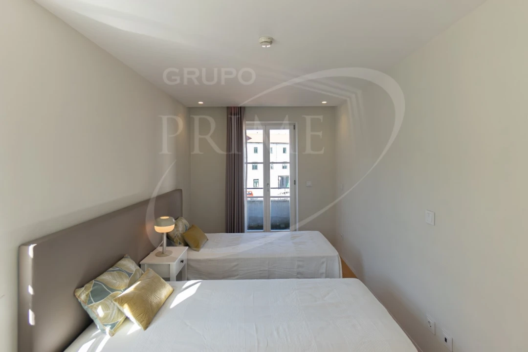 Apartamento T2 para Arrendamento em Cedofeita, Santo Ildefonso, Sé, Miragaia, São Nicolau e Vitória Foto 3