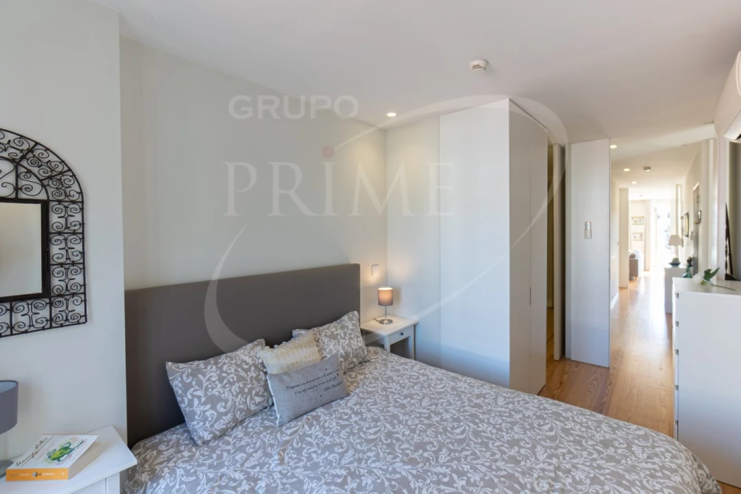 Apartamento T2 para Arrendamento em Cedofeita, Santo Ildefonso, Sé, Miragaia, São Nicolau e Vitória Foto 12