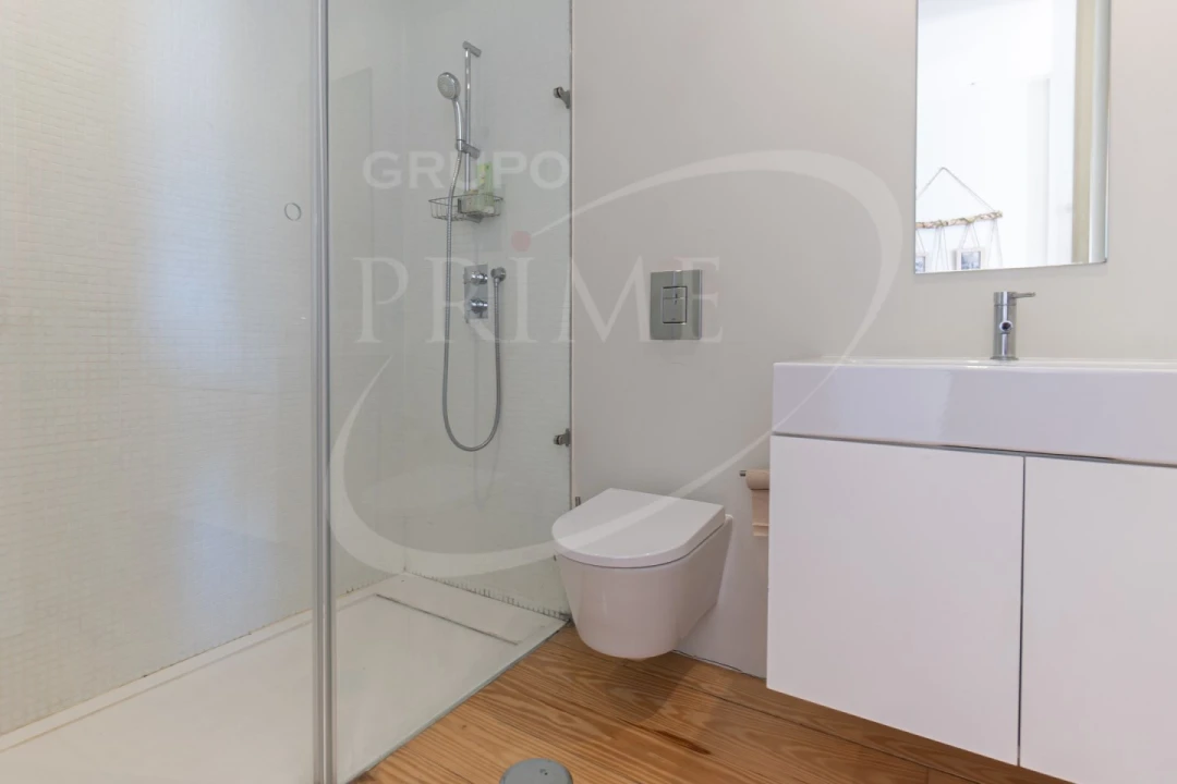 Apartamento T2 para Arrendamento em Cedofeita, Santo Ildefonso, Sé, Miragaia, São Nicolau e Vitória Foto 20