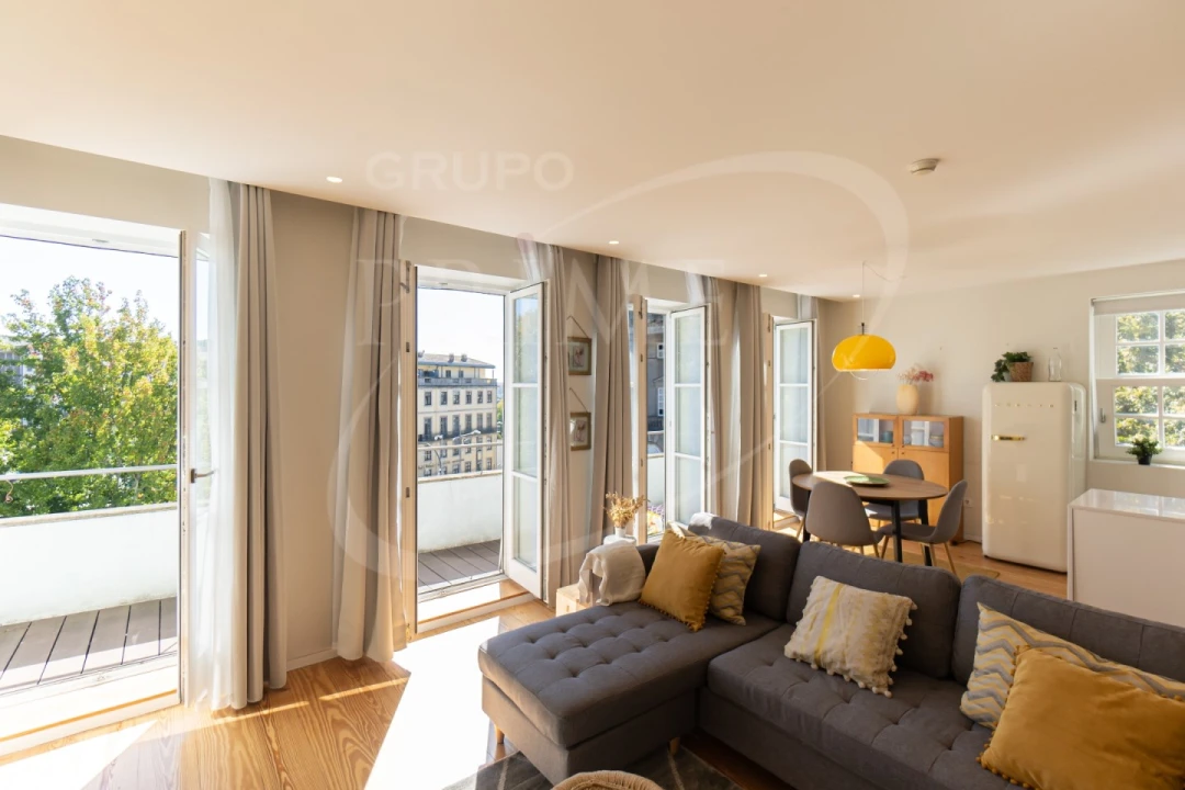 Apartamento T2 para Arrendamento em Cedofeita, Santo Ildefonso, Sé, Miragaia, São Nicolau e Vitória Foto 23