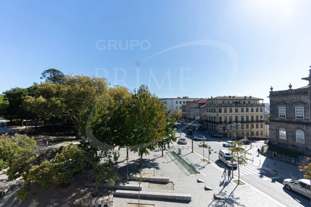 Apartamento T2 para Arrendamento em Cedofeita, Santo Ildefonso, Sé, Miragaia, São Nicolau e Vitória Foto 1