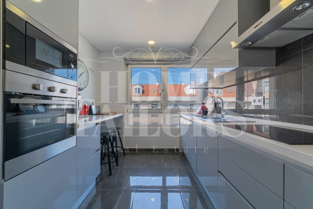 Apartamento T2 para Venda em Campo de Ourique Foto 2