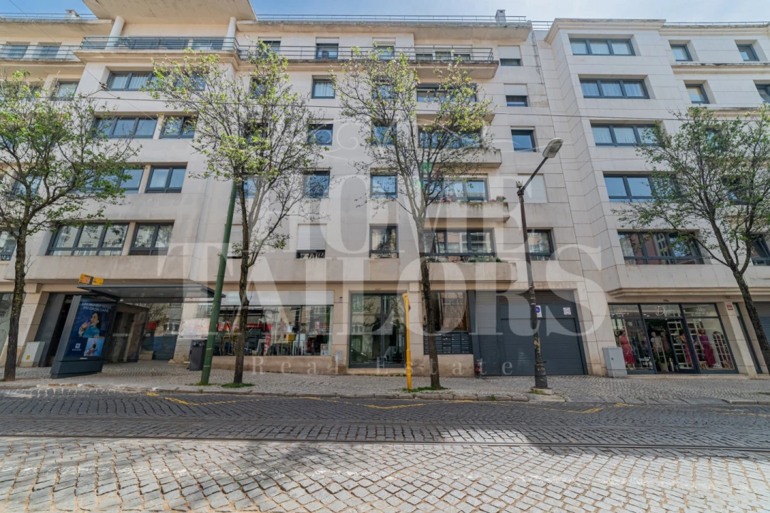 Apartamento T2 para Venda em Campo de Ourique Foto 16